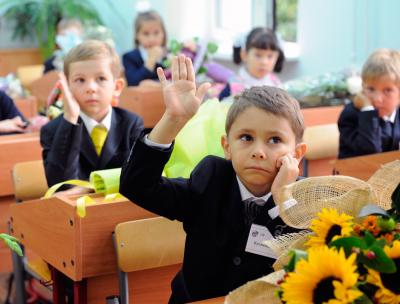Дежурные классы в школах Орла посещают 25 учеников