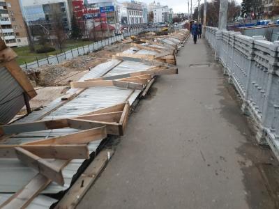 Восстановление ограждения Красного моста займёт два дня 