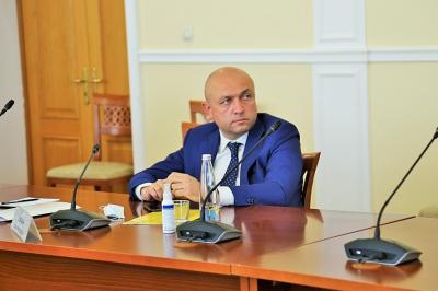 Юрий Парахин принял участие в совещании с руководством Фонда содействия реформированию ЖКХ