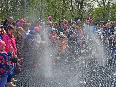 В Детском парке торжественно запустили фонтан
