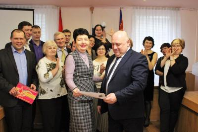 Женщины профсоюза администрации Орла поздравили своих коллег с Днём защитника Отечества 
