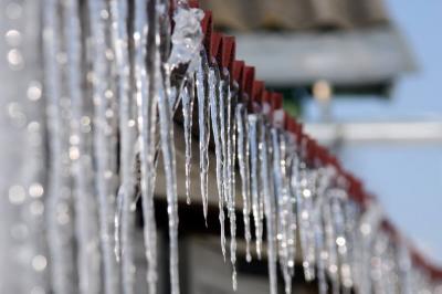 Администрация Орла напоминает об опасностях зимнего сезона