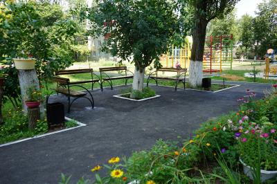 ООО «ТСК «Альянс» получило благодарность за качественный ремонт двора 
