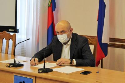 Юрий Парахин «сверил часы» по реализации национальных проектов на территории Орла в 2020 году