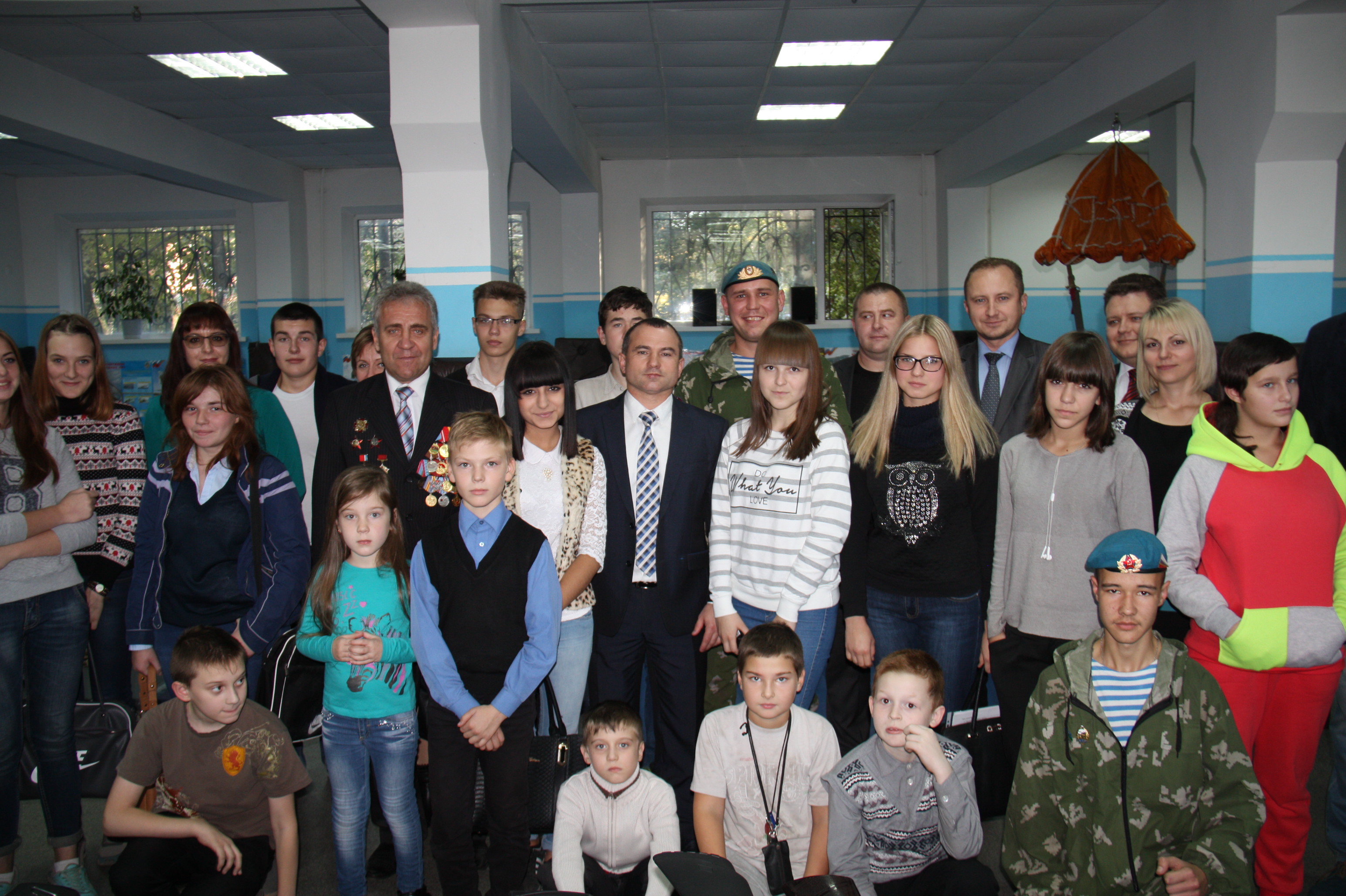 Орловские подростки  побывали в гостях  у  «Десантника»