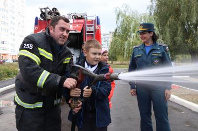 «Особенные» малыши побывали на экскурсии в пожарно-спасательной части
