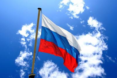 В День России в Орле раздадут 3 500 ленточек-триколор