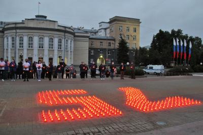 Жители Орла присоединились к Всероссийской акции «Свеча памяти»