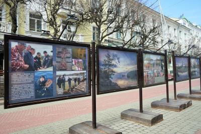 На ул. Ленина открылась фотовыставка «Дивный остров Валаам»