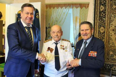 Юбилейных медалей «75 лет Победы» удостоились ещё два ветерана Великой Отечественной войны