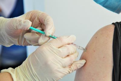 Свыше 57 тыс. жителей Орловской области завершили вакцинацию от COVID-19